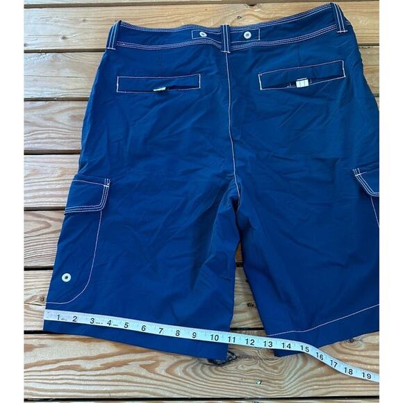 Tommy Bahama Cargo Swim Shorts Size 32 Men’s Blue - Picture 8 of 10